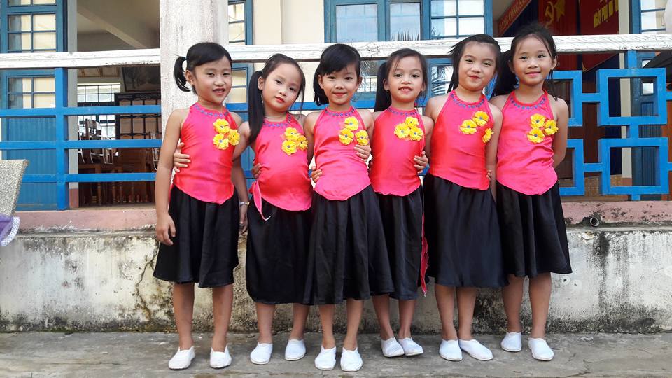 HỘI THI VĂN NGHỆ – KỂ CHUYỆN CHÀO MỪNG NGÀY NHÀ GIÁO VIỆT NAM 20/11/2017 CỦA TRƯỜNG TH HOÀNG HOA THÁM